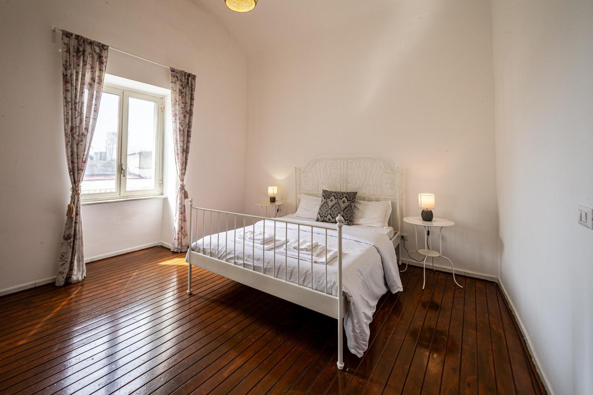 Mh Suites Rooms Apartments 巴科利 外观 照片