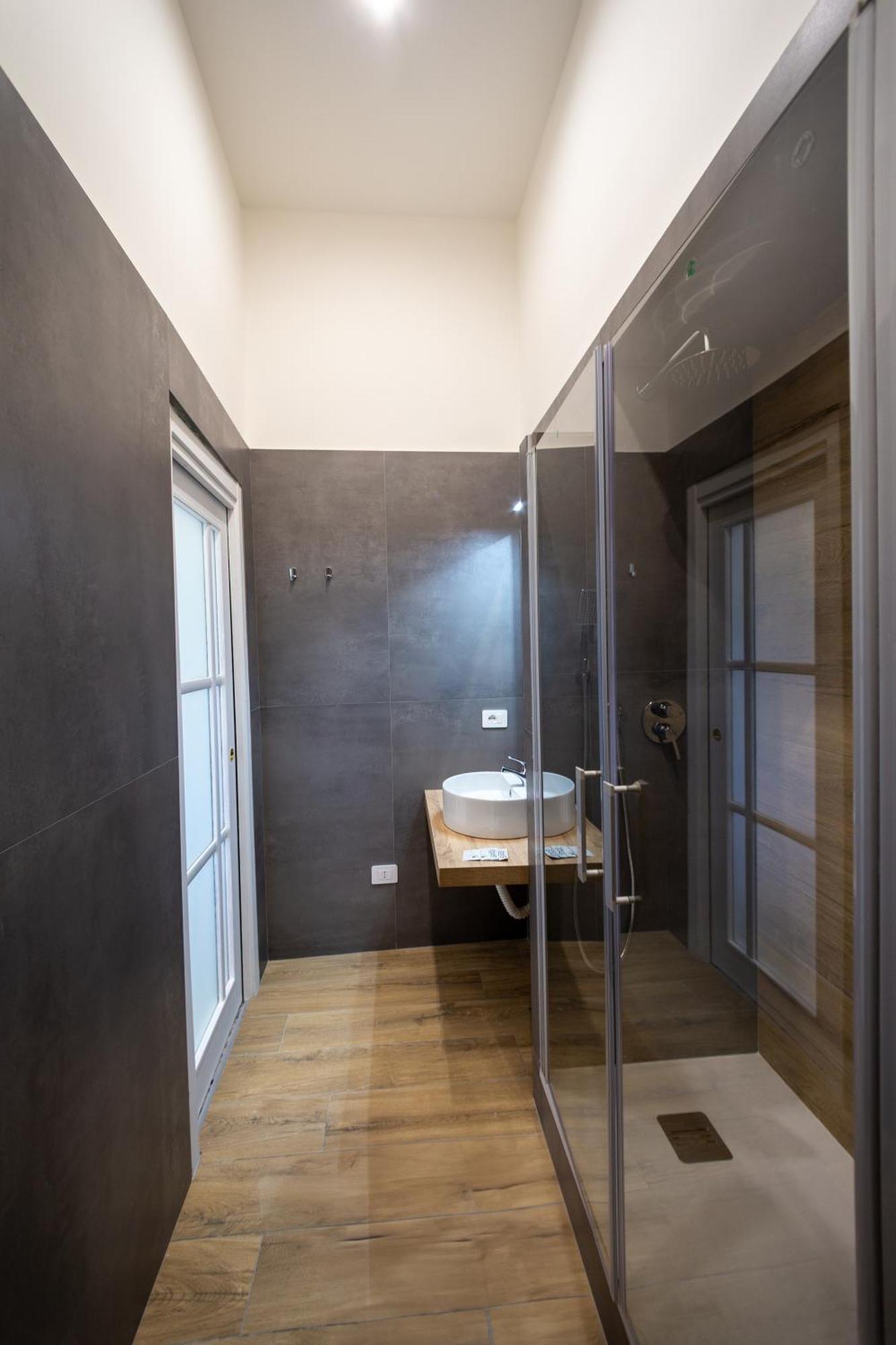 Mh Suites Rooms Apartments 巴科利 外观 照片